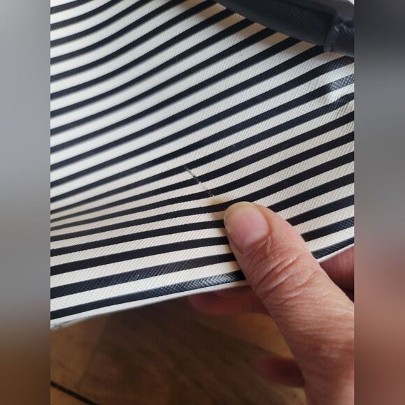 Stella & Dot Madison Tech Bag - Picture 11 of 15